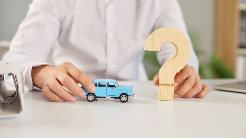 Assurance auto : « J'ai payé ma prime, mais n'ai toujours pas de carte verte, pourquoi ? »
