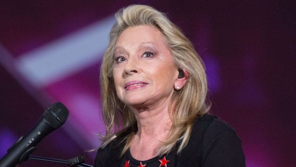 Véronique Sanson (76 ans) : Exit Beyoncé... Le rappeur Jay-Z craque pour l'icône française
