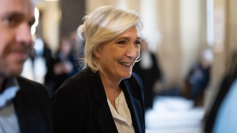 Marine Le Pen, 57 ans, sans pudeur sur la vie sexuelle de “sa chatte” : “Ça me procure une…”