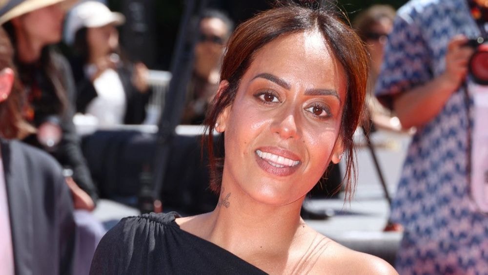 D’origine algérienne et marocaine, Amel Bent se lâche sans détour sur son pays d’accueil : “J’aime pas la France parce que…”