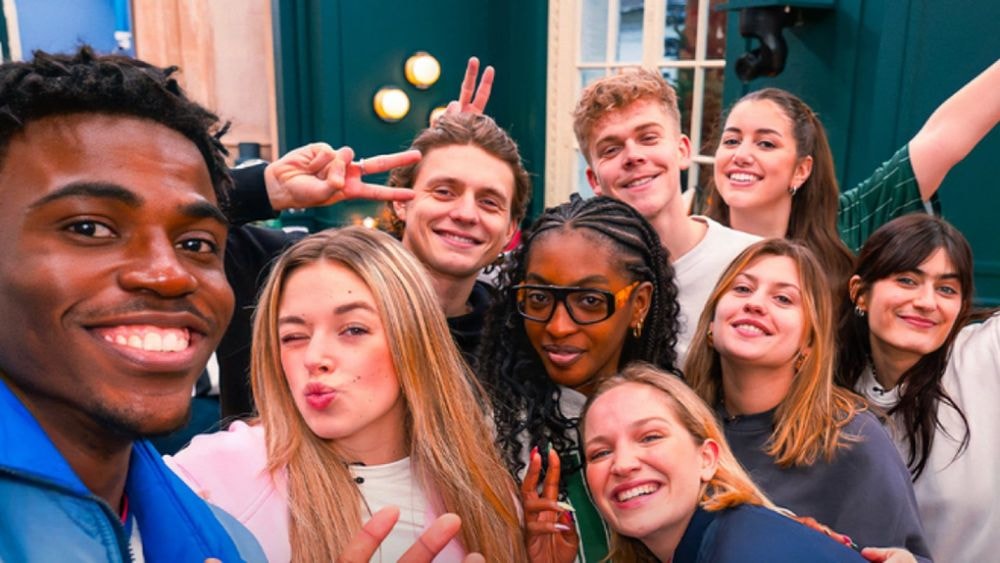 "Décédée cette nuit" : les candidats de la Star Academy bouleversés par un terrible drame en pleine tournée !