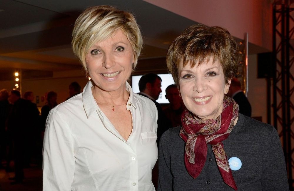 Evelyne Dhéliat : émue aux larmes, elle rend hommage à Catherine Laborde
