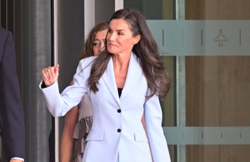 Letizia d’Espagne : elle mise sur cette couleur douce pour illuminer un costume