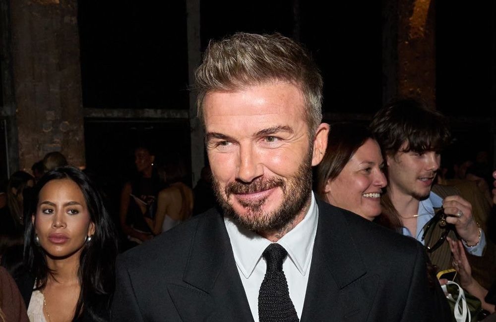 ELLE Debriefe – Fashion Week jour 5 : le soutien des enfants de Sarah Burton, la bise de David Beckham à Rachida Dati…