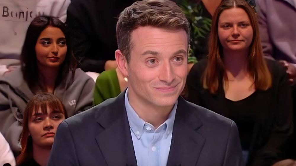 Hugo Clément très gêné : "La bifle ? Avec vous, j'aimerais bien", cette proposition osée d'un politique