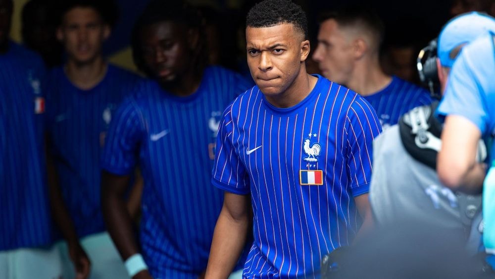 Kylian Mbappé : exit Ester Expósito, cette femme transgenre de 9 ans son aînée avec qui on lui prêtait une relation