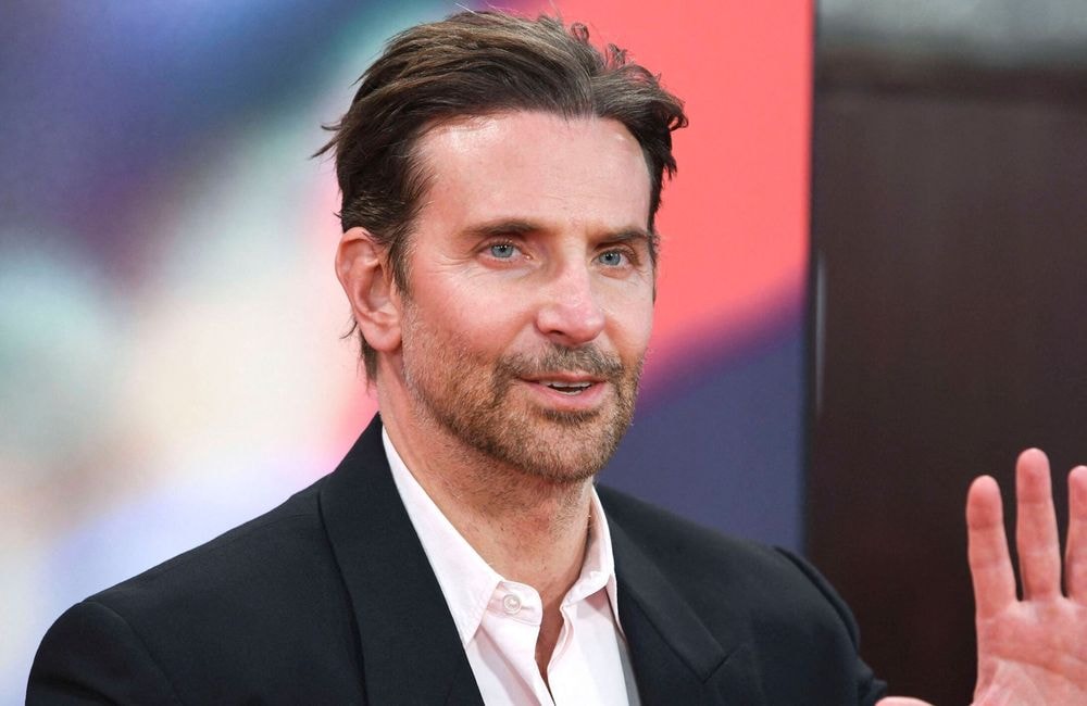 Bradley Cooper, David Beckham, Ricky Martin... Quand les hommes deviennent aussi la cible de critiques sur la chirurgie esthétique