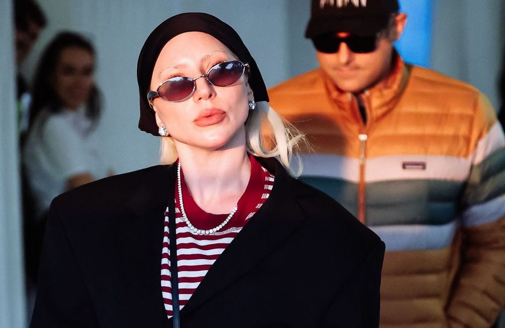 Lady Gaga, à Lyon, rend un hommage bouleversant aux victimes des attentats du 13 novembre