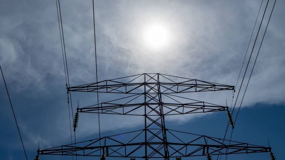 Pourquoi l'électricité n'est pas moins chère en été alors que la production solaire est importante ?