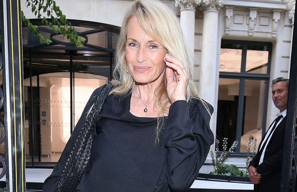 Estelle Lefébure comblée : elle partage un tendre moment avec son petit-fils Harrisson