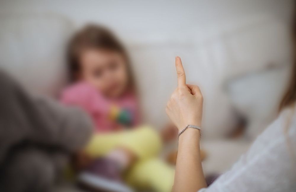 Six ans après la loi « anti-fessée », où en sont les Français sur les violences éducatives ordinaires ?