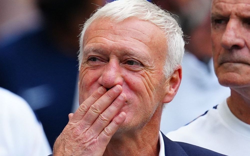 Didier Deschamps "n'aime pas la couleur des gays" : ce dérapage "de très mauvais goût" sur les maillots de la Juventus