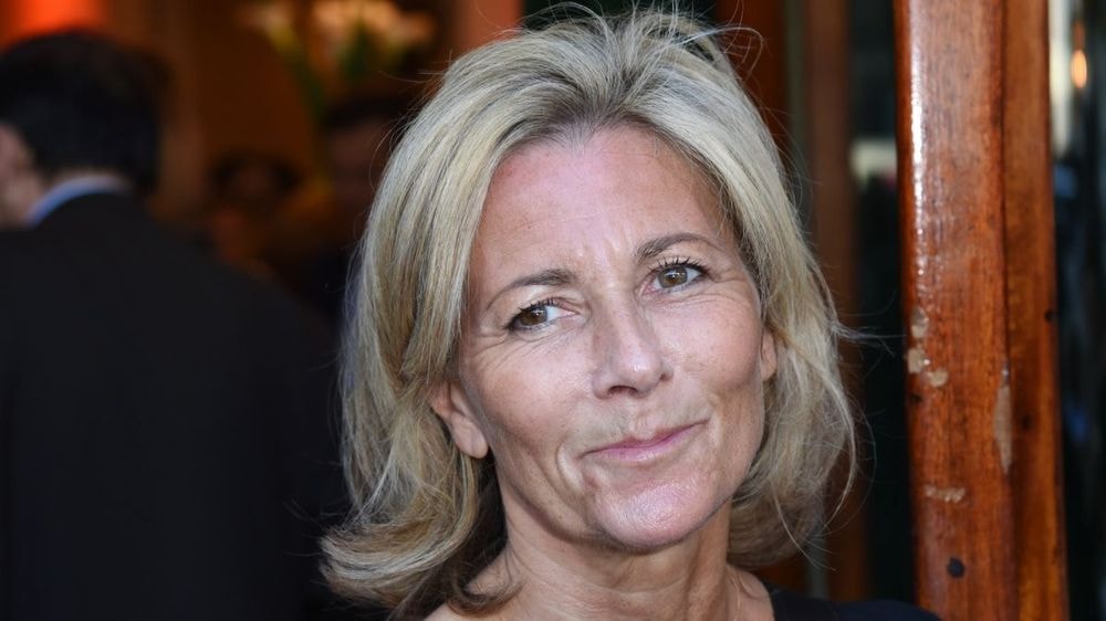 Claire Chazal (69 ans) draguée par un acteur plus jeune qu'elle : "Vous êtes magnifique !", un jeu de séduction pleinement assumé