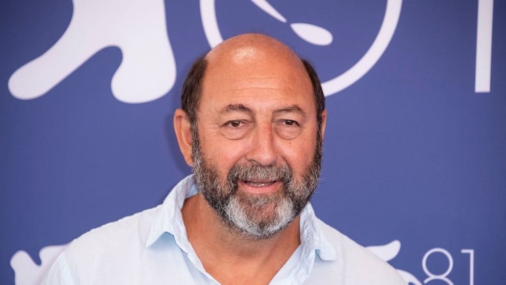 D'origine algérienne, Kad Merad restreint par son père : "Il ne voulait pas qu'on..."