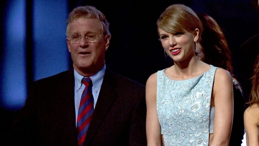 Taylor Swift : son père face à la justice pour agression