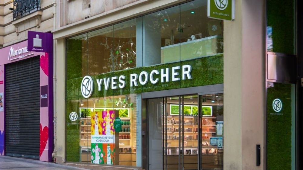 Adieu Yves Rocher : votre magasin sur les Champs-Élysées ferme, voici où continuer à faire vos emplettes à proximité