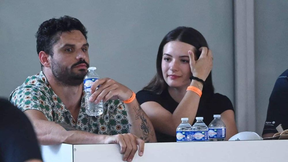 Elsa Bois et Florent Manaudou : en couple, ils officialisent en vidéo !