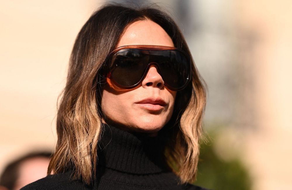 À son tour, Victoria Beckham adopte cette coiffure star de la Fashion Week