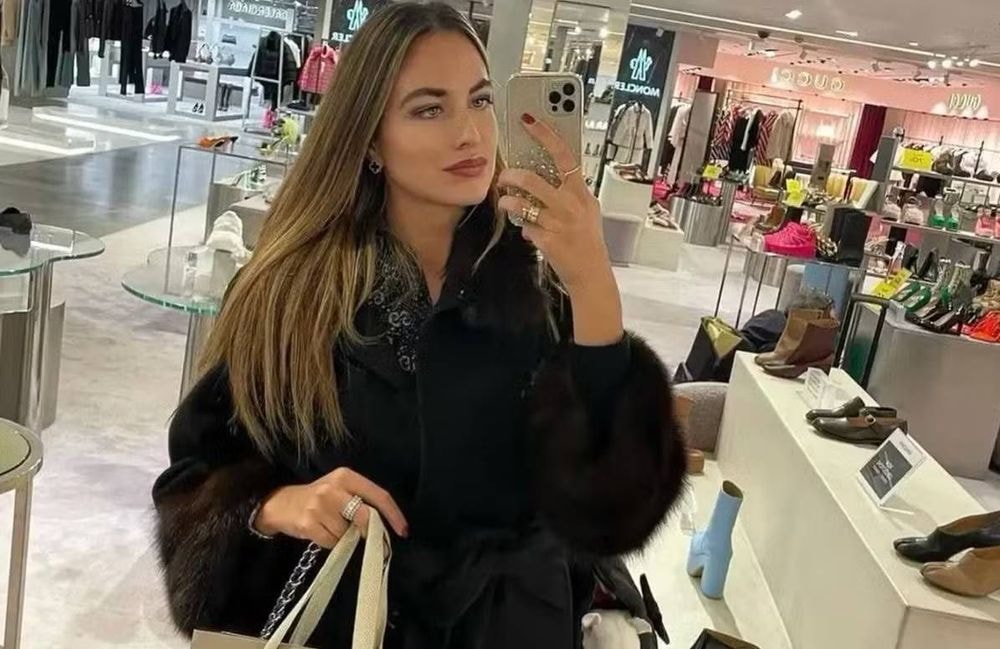 « Elle voulait le quitter » : le meurtre d'une influenceuse italienne, poignardée par son compagnon, choque l'Italie