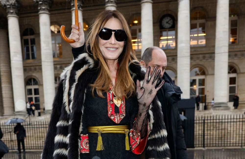 « Elle est extrêmement féminine » : les douces confidences de Carla Bruni sur sa fille Giulia