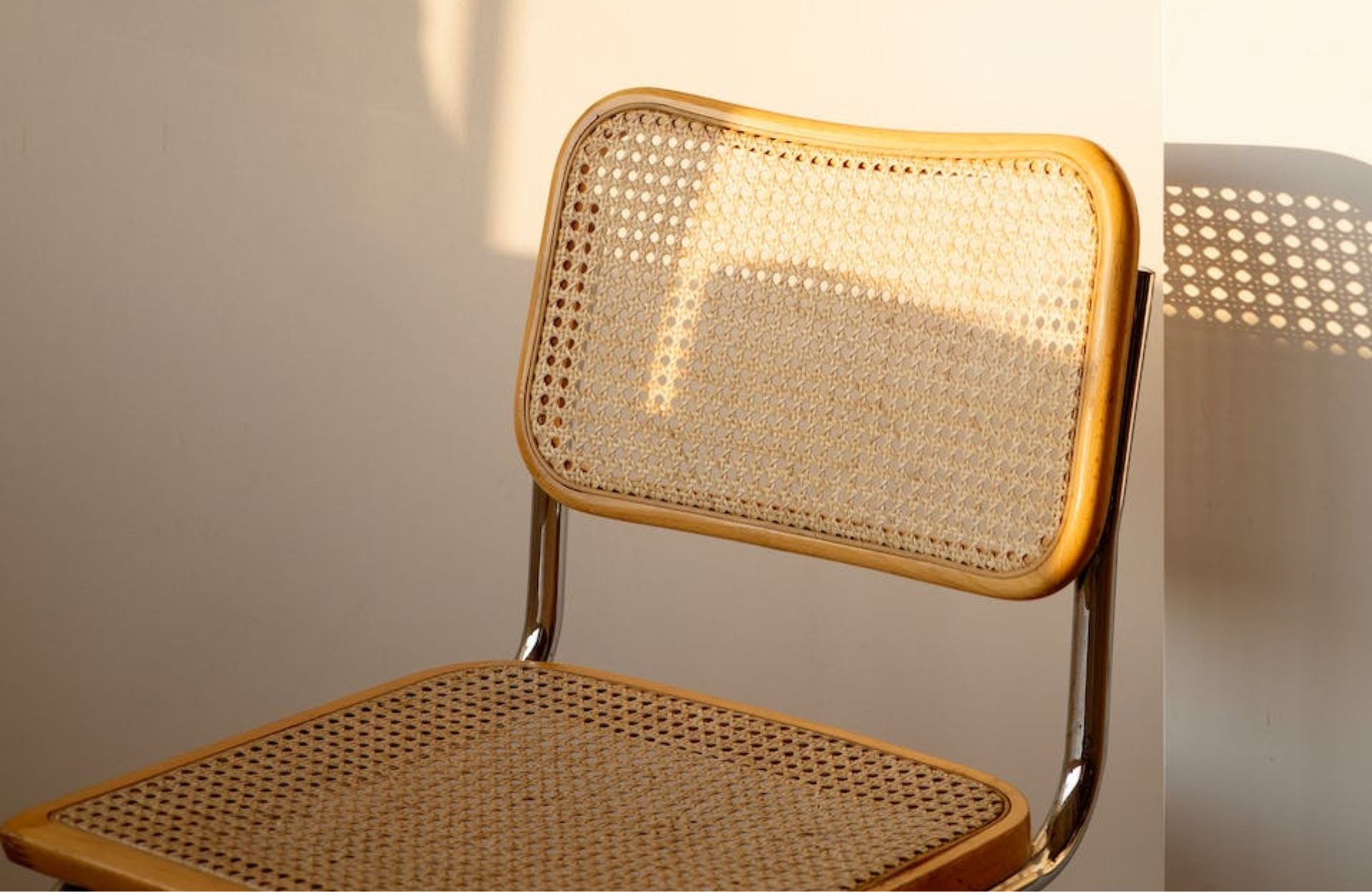 Transformer des chaises anciennes en assises ultra-modernes