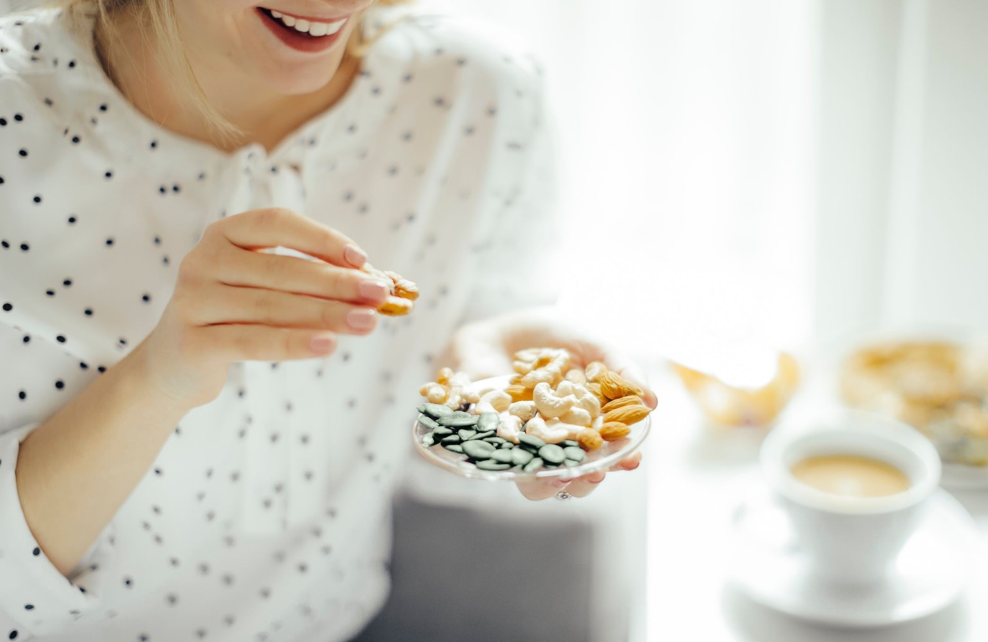 Grignotage : comment réussir à manger sain entre les repas ?