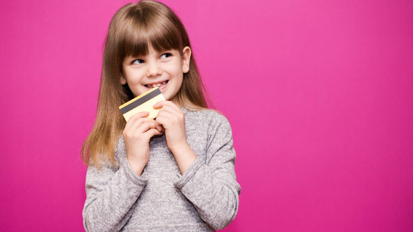 Argent : votre enfant (mineur) a-t-il le droit de faire un achat tout seul ?