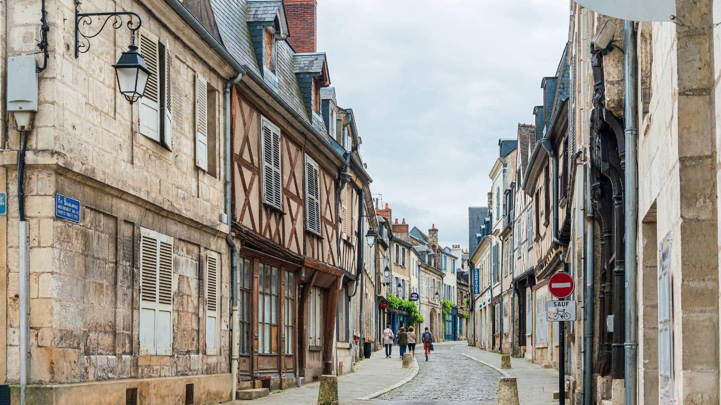 Centre Val de Loire : la banque la moins chère de la région est…