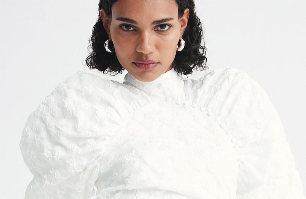 H&M collabore avec Rotate pour une capsule de robes de fête