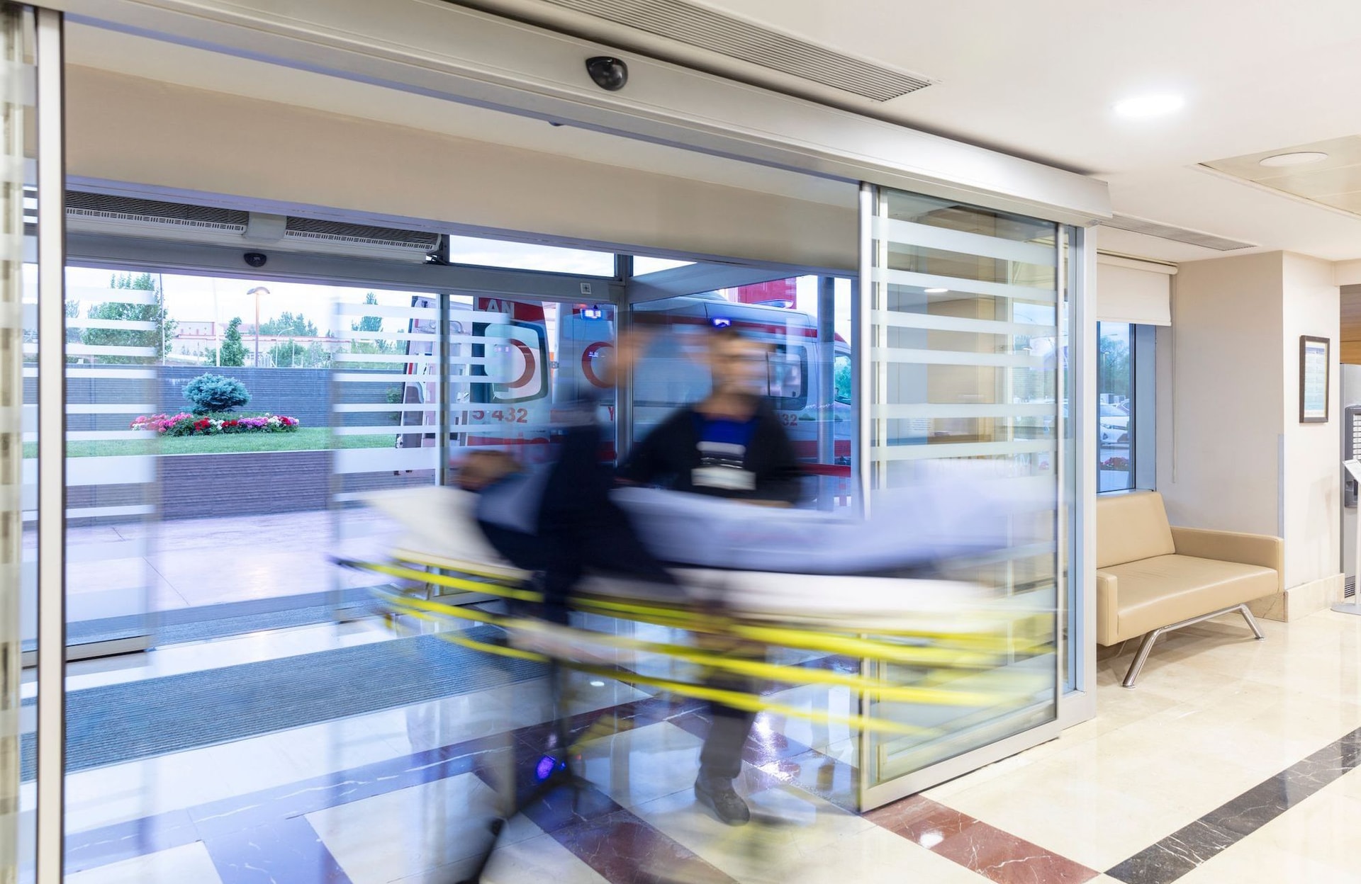 Suppression de l’AME : 3 500 médecins s’engagent à « désobéir »