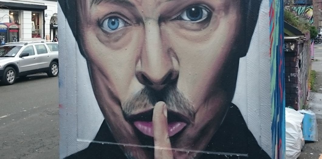 Comment Claude François a inspiré à David Bowie l’un de ses plus grands tubes