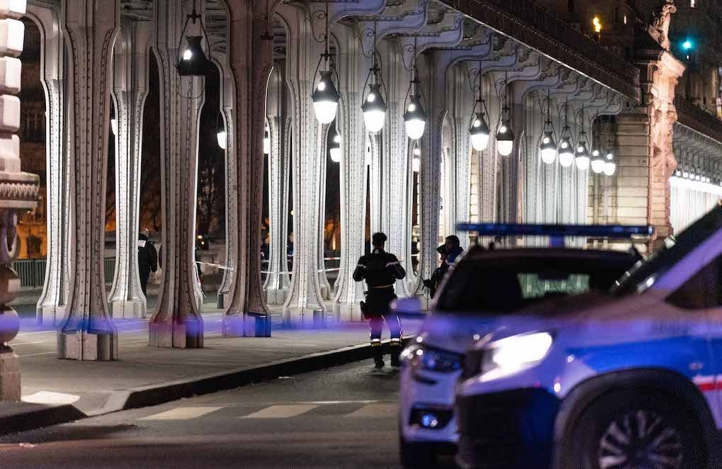Attentat à Paris : la mère de l’assaillant « demande pardon à la France »