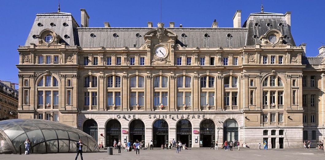 Pourquoi certaines gares portent-elles le nom d’un saint?