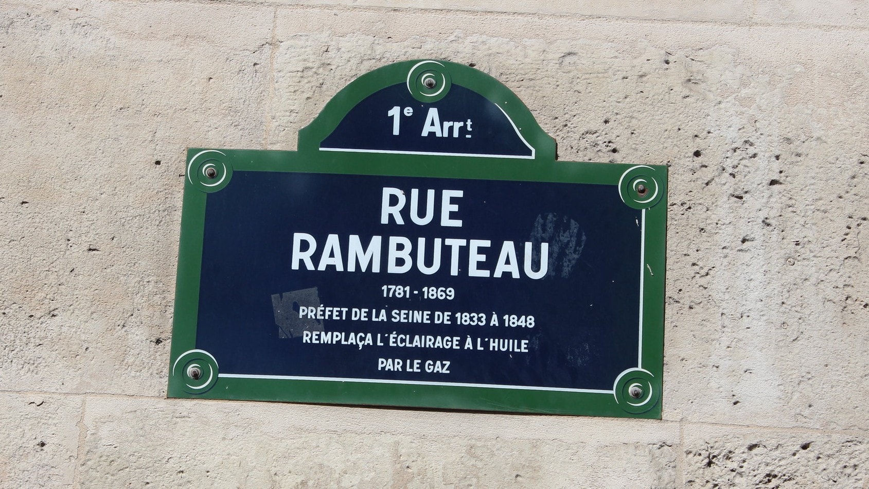 Les rues de Paris portent trop de noms de gens qu’on ne connaît plus
