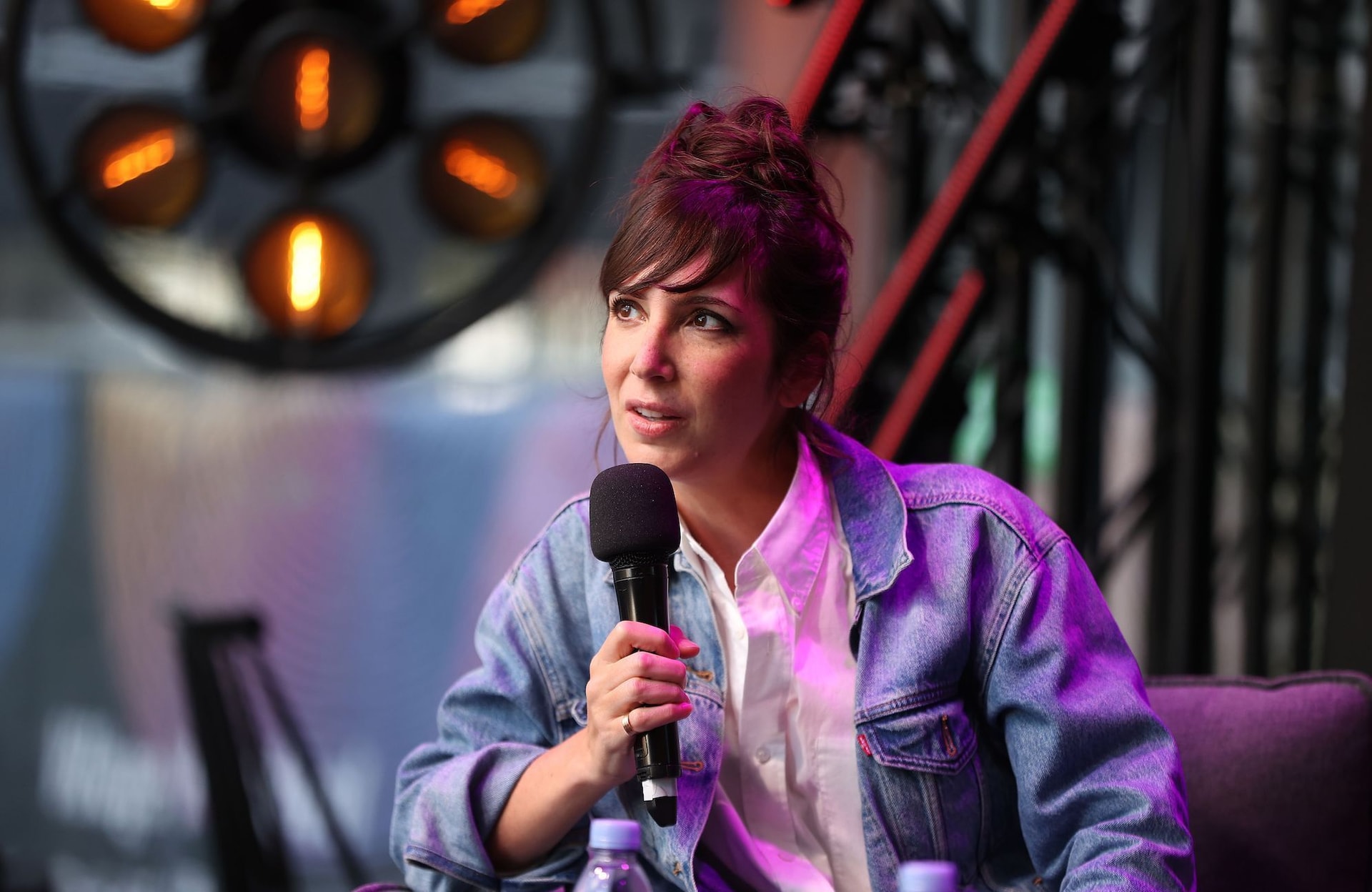 Nora Hamzawi s’oppose à la sortie du dernier film de Jacques Doillon