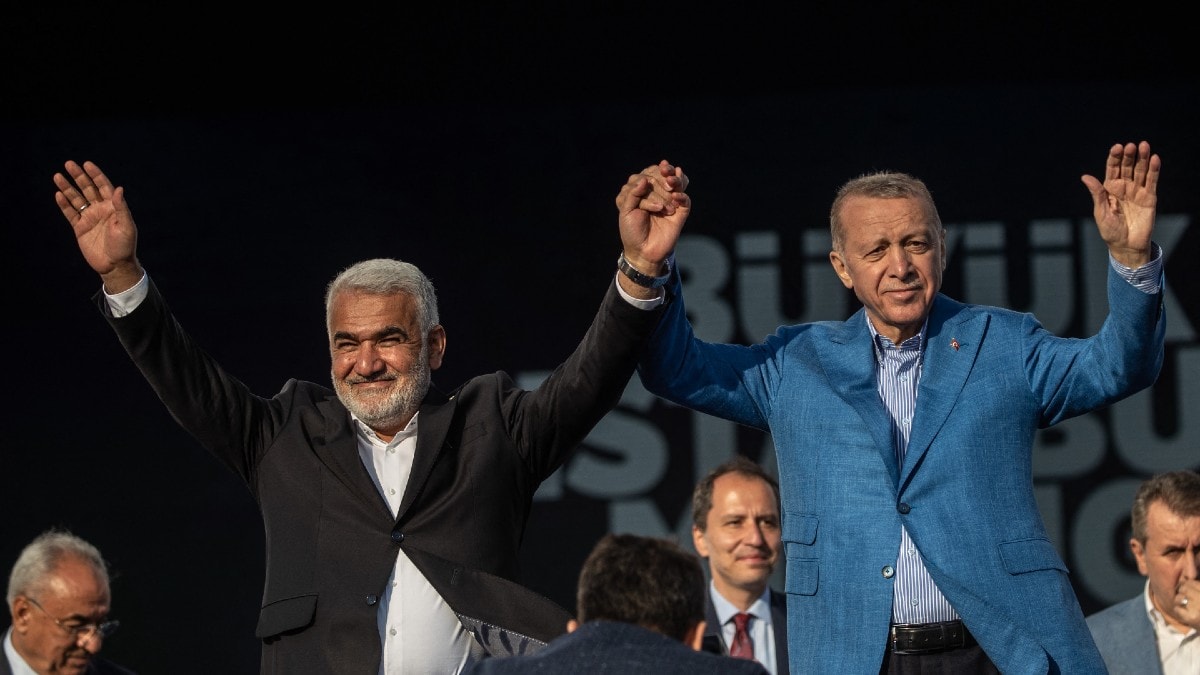 D’extrême droite et pro-charia: Hüda Par, le petit parti qui surfe sur la guerre à Gaza