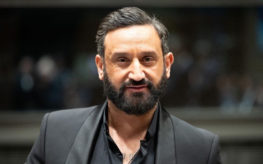 "Elle est insupportable, elle se prend pour une star" : Cyril Hanouna flingue de nouveau Inès Reg et apporte son soutien à Natasha St-Pier