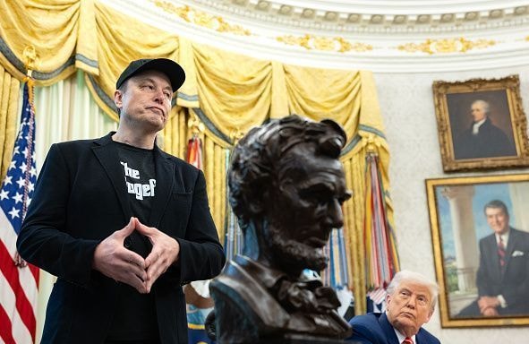 Affaire Epstein, gros contrats... Que s'est-il passé entre Donald Trump et Elon Musk ?