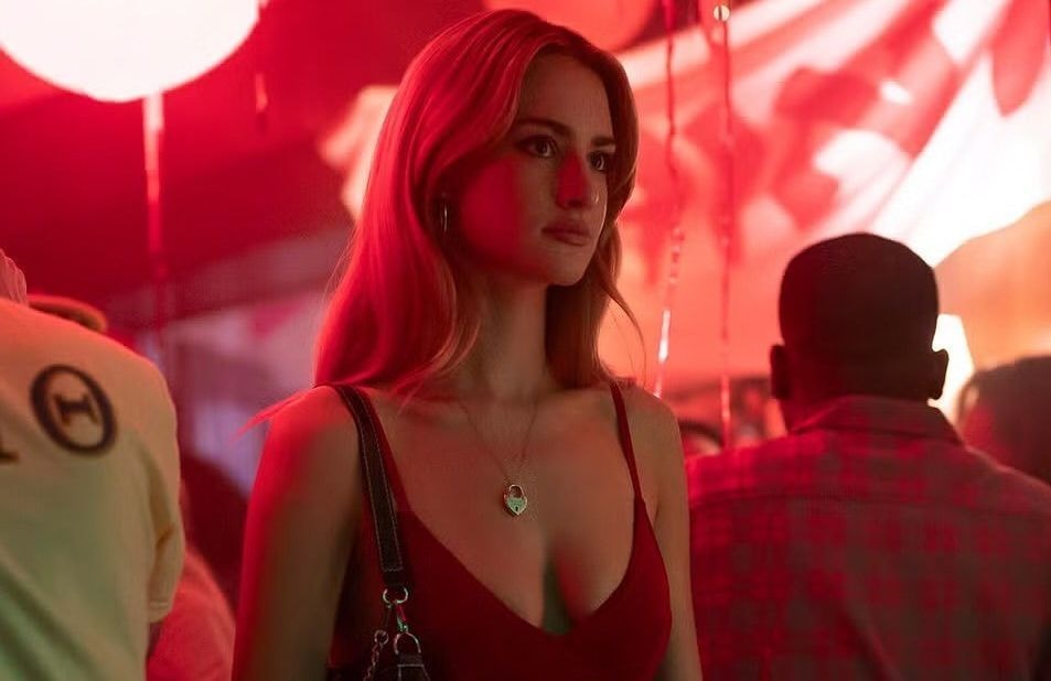 J’ai regardé la série “Tell Me Lies” et maintenant, je veux m'habiller comme Lucy, Bree et Pippa