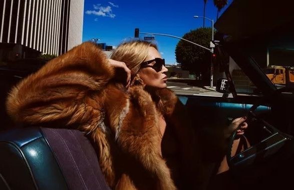 Kate Moss, rock et sensuelle dans la nouvelle campagne Saint Laurent