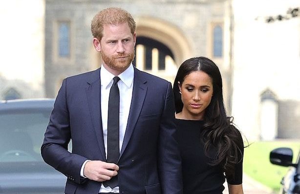 Contrat Netflix, visa expiré, isolement : le rêve américain de Harry et Meghan prend-il fin ?