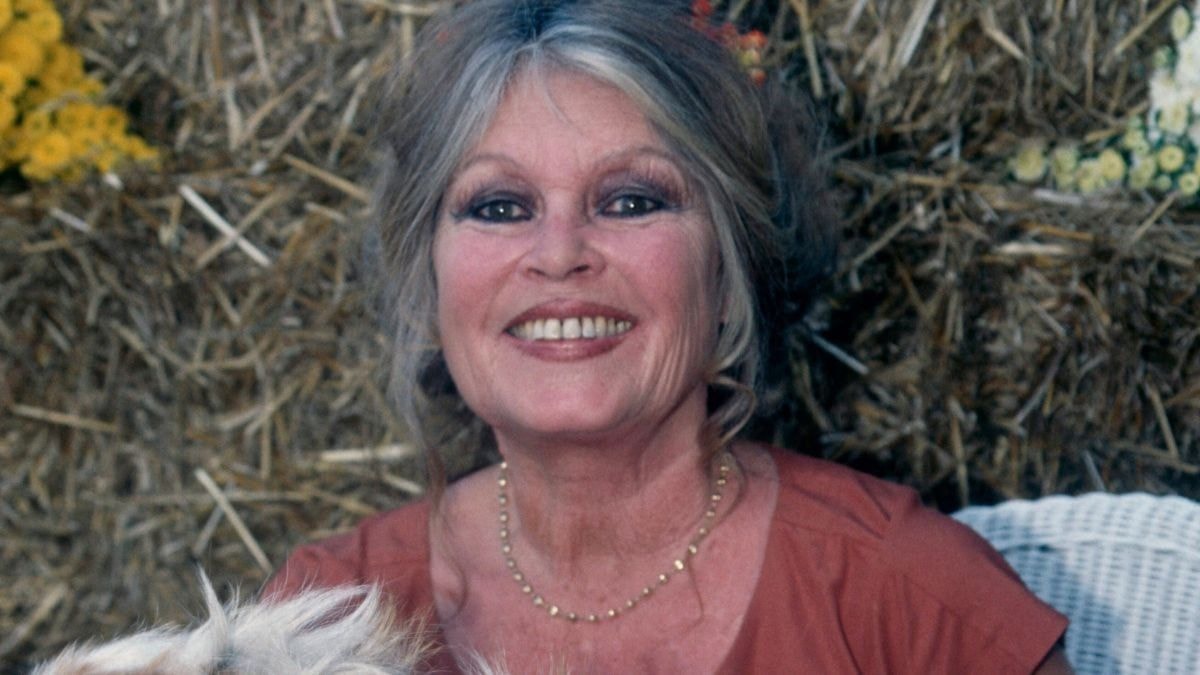 Mireille Dumas se souvient de Brigitte Bardot : “Le luxe, ça me dégoûte”