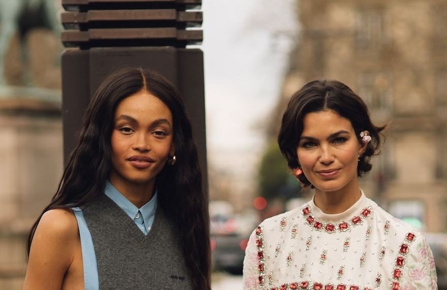 La longueur de cheveux qui vous va le mieux se cache dans les proportions de votre visage