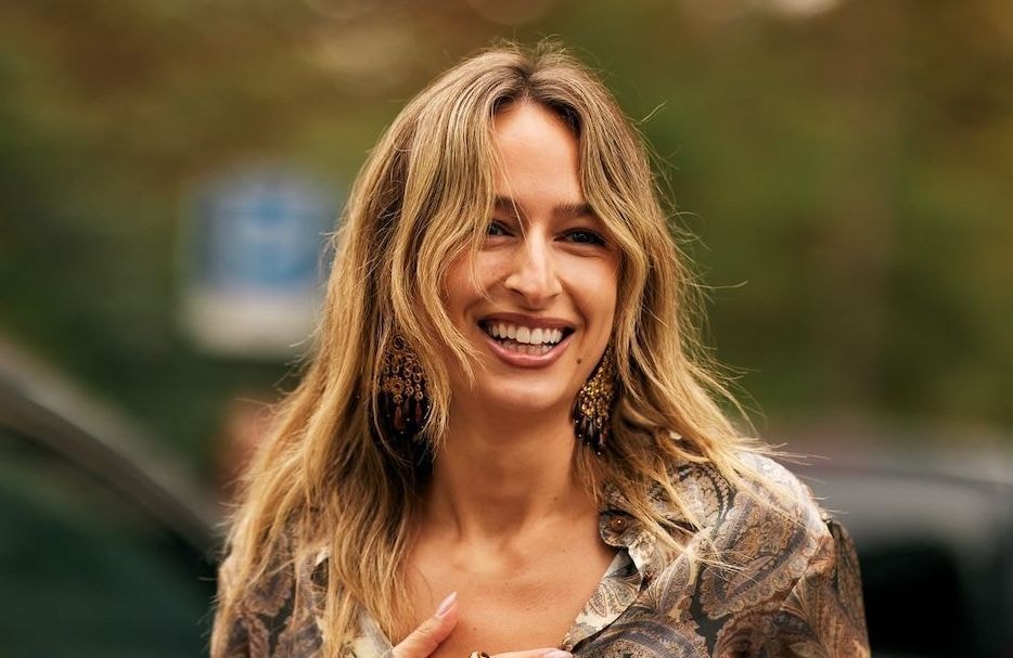 Ni mèches, ni balayage : le « Color melting » sera la tendance capillaire phare de 2026