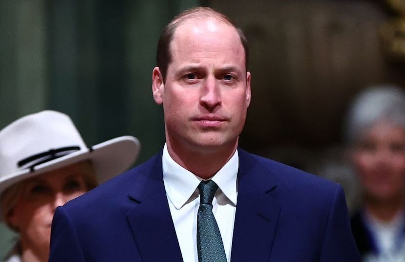 Le prince William retrouve discrètement Carole Middleton dans un bar