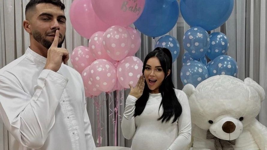 Fidji Ruiz : la candidate de télé-réalité a accouché de son premier enfant, le visage de Souleymen dévoilé