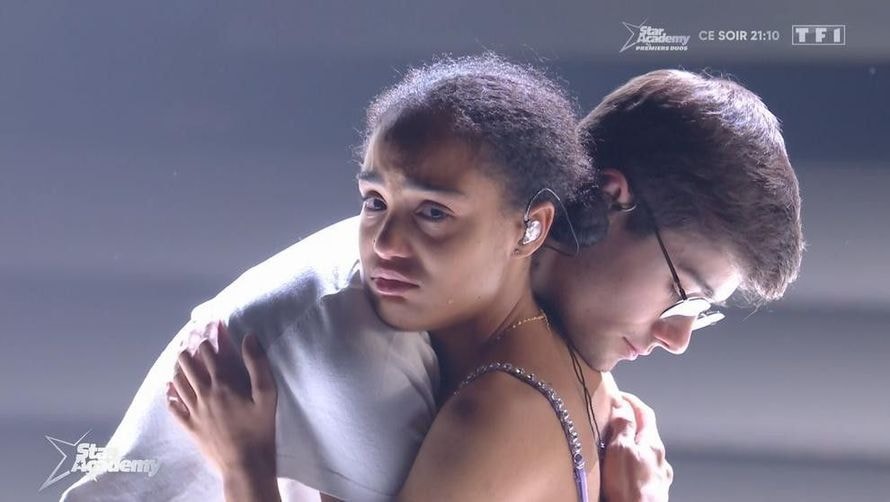 Tournée de la "Star Academy" : pourquoi Candice a fondu en larmes en plein concert ?