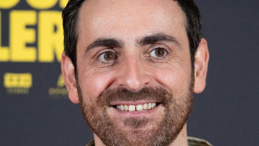"Mais t'es vraiment une m****", Camille Combal attaqué par un invité dans "Camille et images"