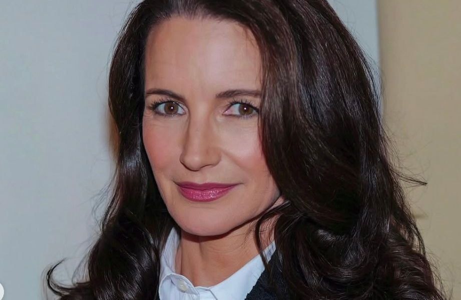 « Je ne pouvais pas sortir de chez moi » : Kristin Davis se confie sur ses problématiques cutanées
