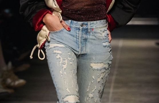 L’hiver prochain, Isabel Marant parie sur le retour de ce jean controversé